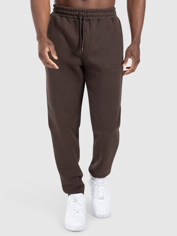 Smilodox Regular Broek ' Levio ' in Bruin: voorkant