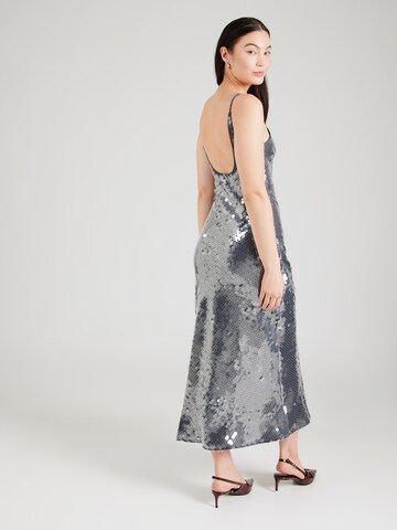 TOPSHOP Kleid in Silber