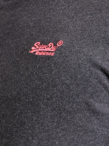 Superdry - Camiseta 'Essential' en negro