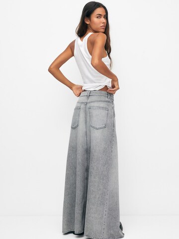 Fustă de la Pull&Bear pe gri