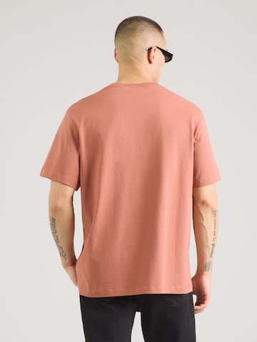 Calvin Klein Jeans Koszulka '20S COLLEGE' w kolorze pomarańczowy: tył