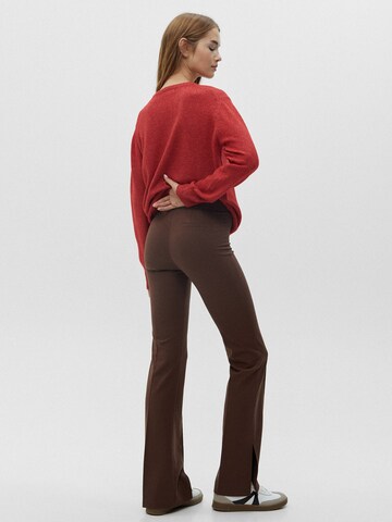 Pull&Bear Flared Trousers with creases in Brown