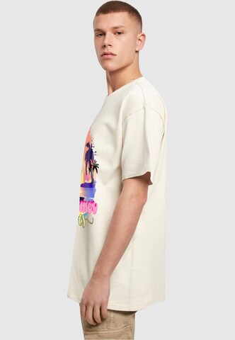 T-Shirt 'Summer Vibes Sunset' Merchcode en beige