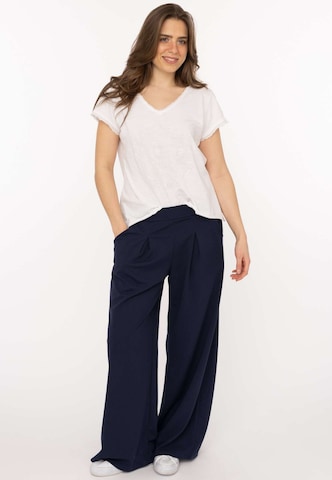 Zwillingsherz Loose fit Pleat-Front Pants in Blue: front