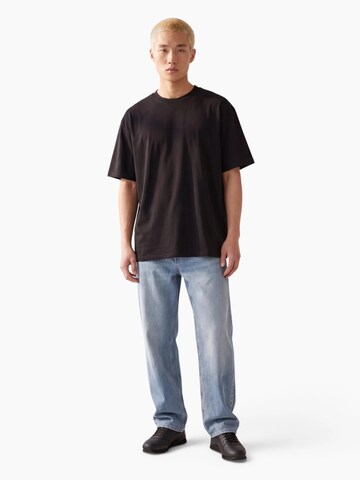 No Excess T-Shirt in Schwarz