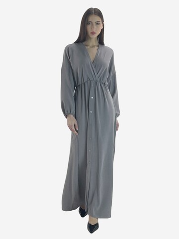 Elara Kleid in Grau: Vorderseite