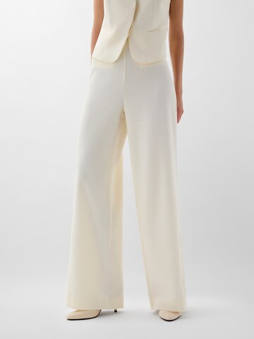 Scalpers Regular Pants 'Gandie' in Beige