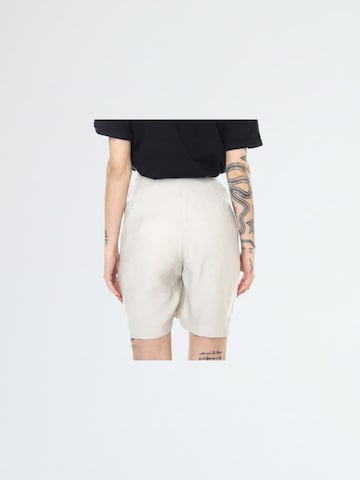 Baggy Pantalon 'Women's Lis Shorts' elvine en gris