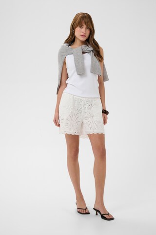 Regular Pantalon 'CUAkeena' CULTURE en blanc : devant