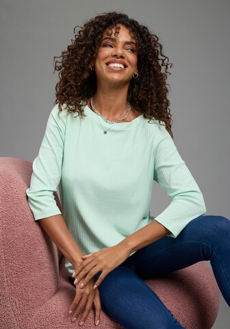 FLASHLIGHTS Shirt in Green: front