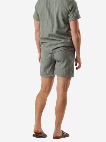 Seaside Regular Trousers in Green