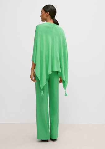 COMMA Cape in Green: back