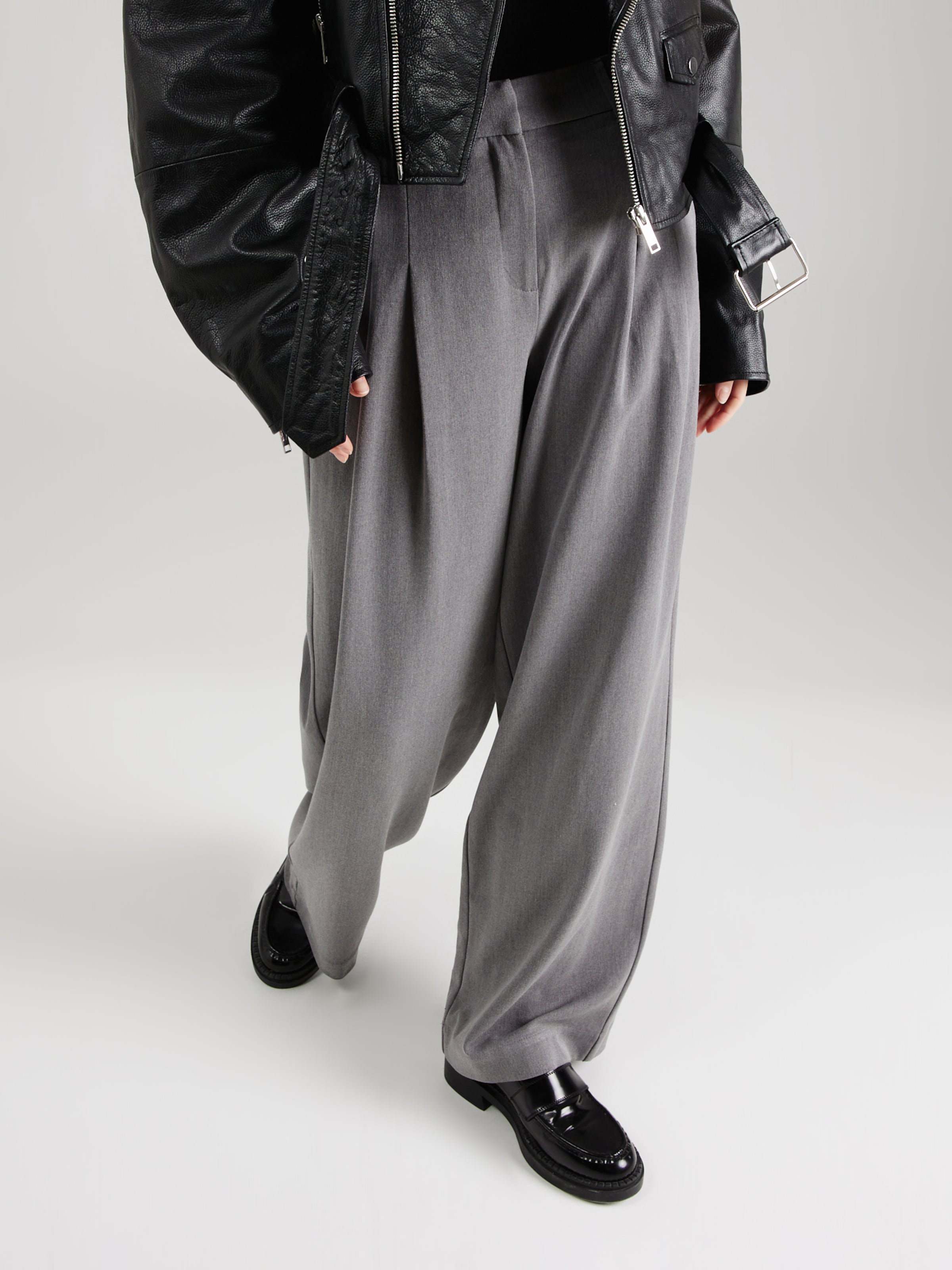 MSCH COPENHAGEN Wide leg Pleat-Front Pants 'Henrika' in Grey