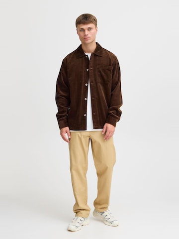 !Solid - Ajuste regular Camisa 'INGVI' en marrón