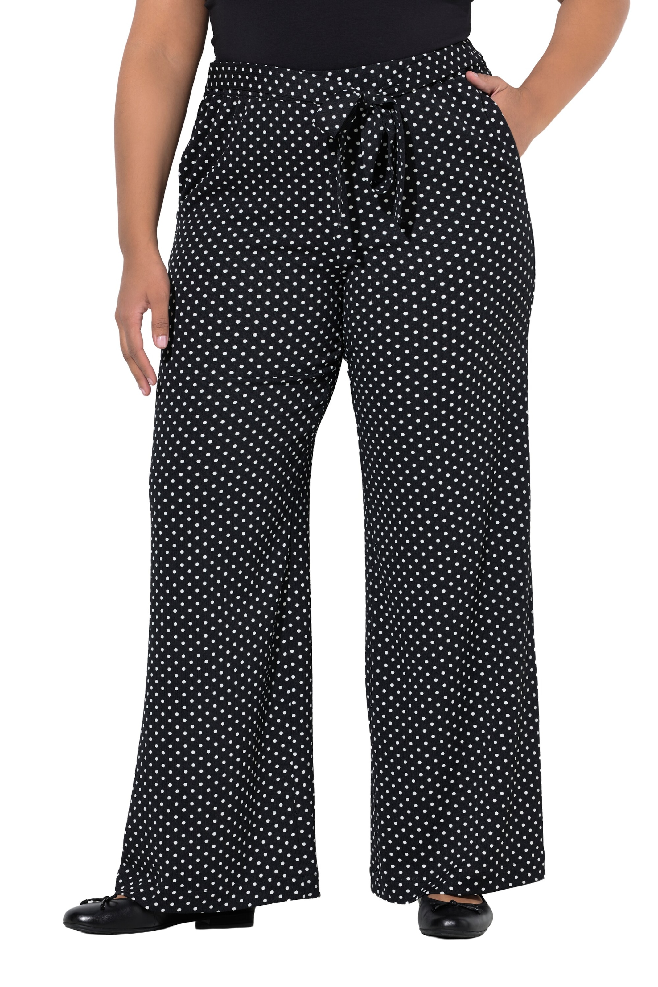 Ulla Popken Wide Leg Hose in Schwarz: Vorderseite
