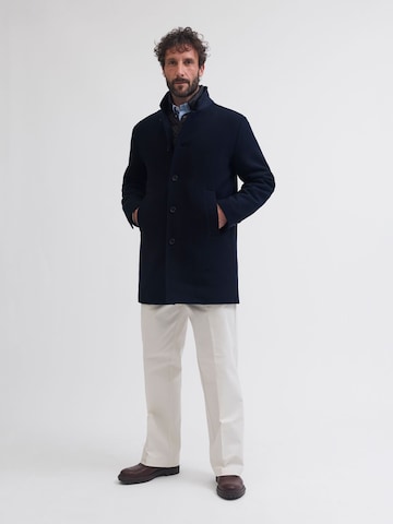 Portland Outerwear Company Between-seasons coat in Blue