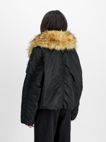 ALPHA INDUSTRIES Overgangsjakke i sort