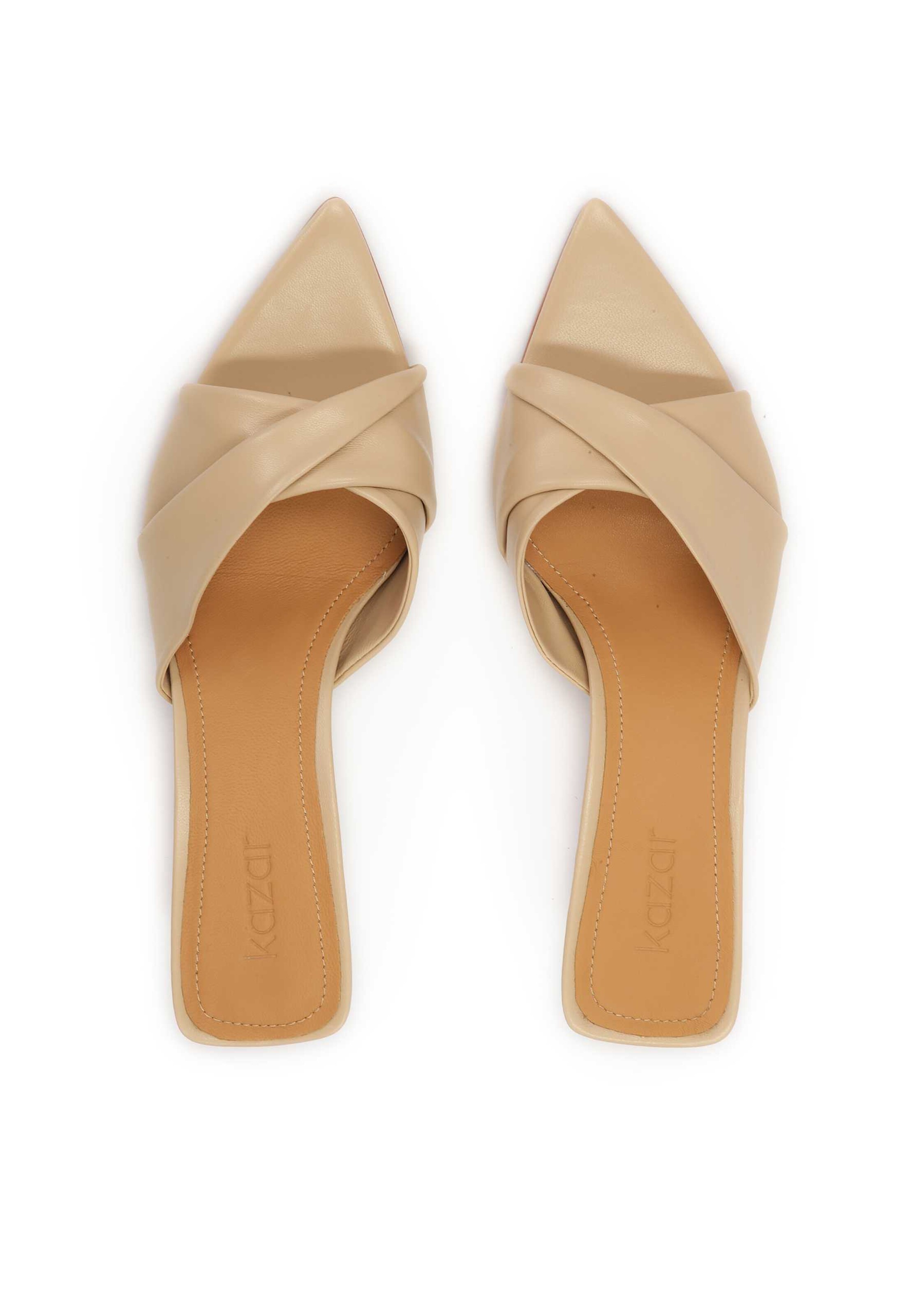 Zoccoletto di Kazar in beige