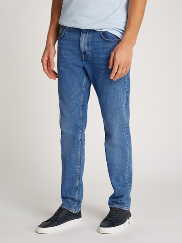 TOMMY HILFIGER Regular Jeans 'Mercer' i blå: framsida