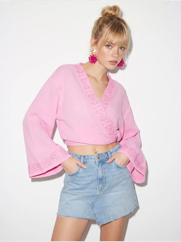 Bianco Lucci Blouse in Pink
