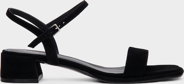 Estro Sandal '203-24110-35' i svart: framsida