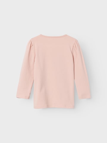 NAME IT - Camiseta 'NESSIE GABBY' en rosa