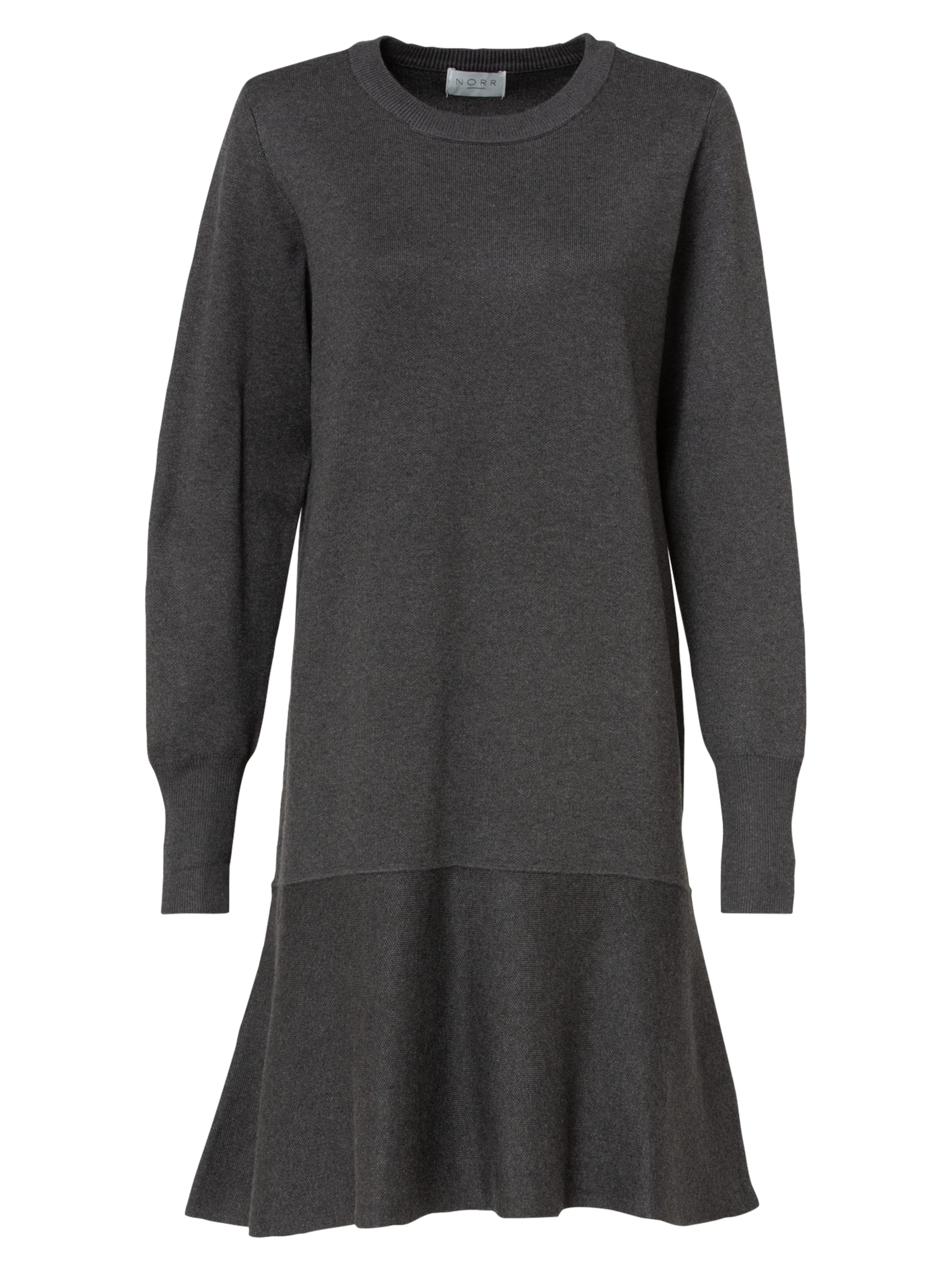 NORR Úpletové šaty 'Als' – šedá: přední strana