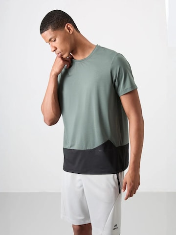 T-Shirt fonctionnel Tommy Life en vert