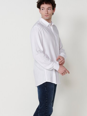 KOROSHI Slim fit Button Up Shirt in White