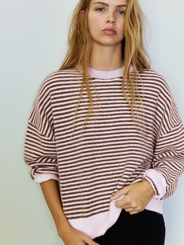 Pull-over 'PACIFIC RAYA FINA' Pull&Bear en marron : devant