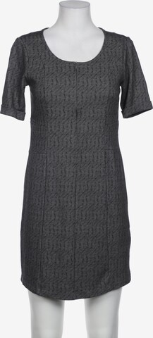 MAMALICIOUS Dress in M in Grey: front