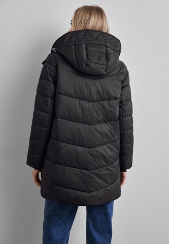 STREET ONE Jacke in Schwarz