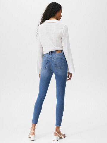 Skinny Jean Pull&Bear en bleu