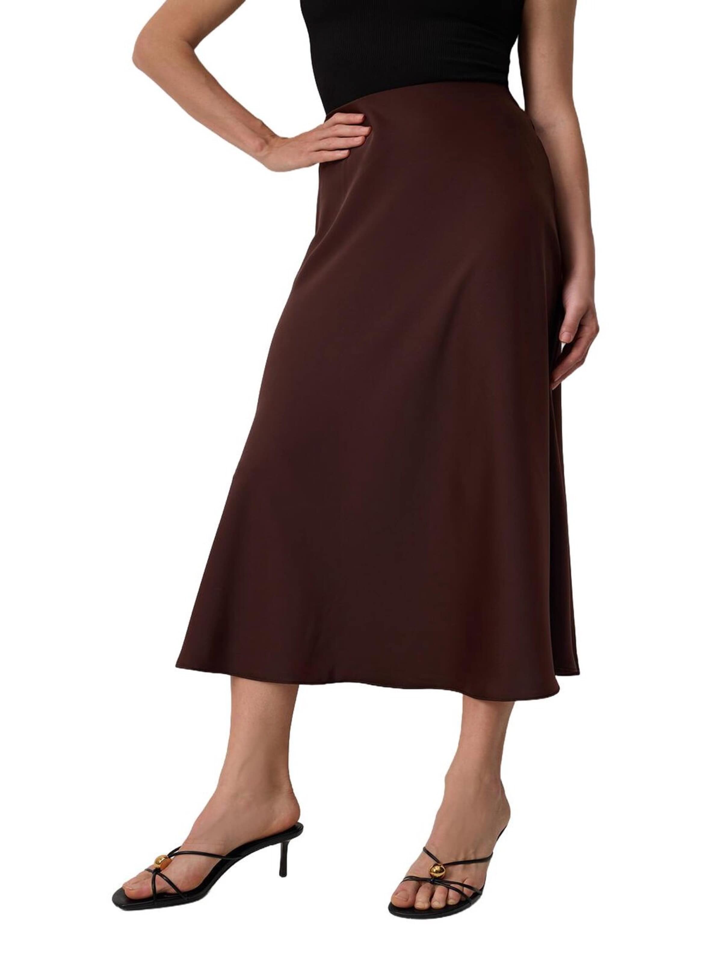 Touche Prive Skirt in Brown