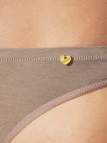 zd ZERO DEFECTS Boyshorts ' Thong in Soft Soy Fibre' in Brown