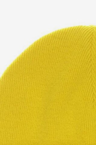 COS Hut oder Mütze One Size in Gelb