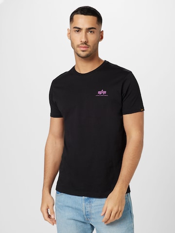 ALPHA INDUSTRIES - Camiseta en negro: frente