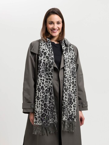 FRAAS Scarf in Grey: front