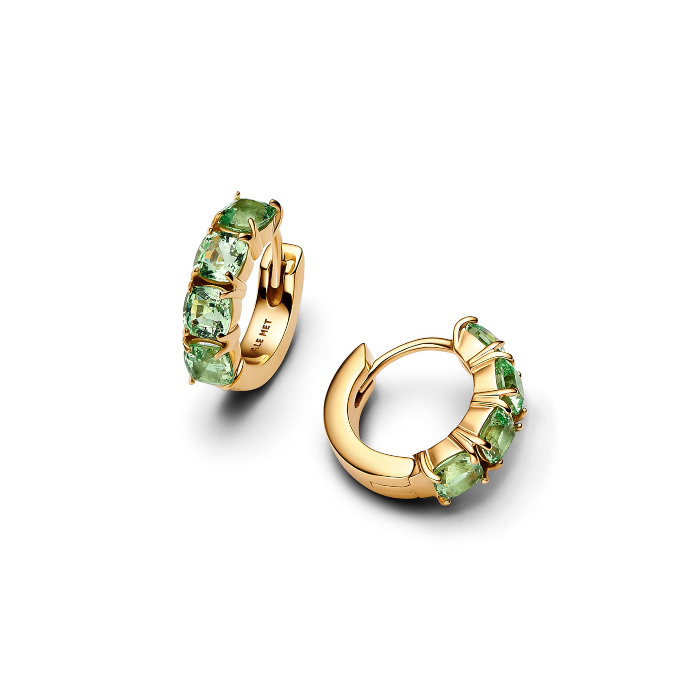 Pandora Earrings in Gold