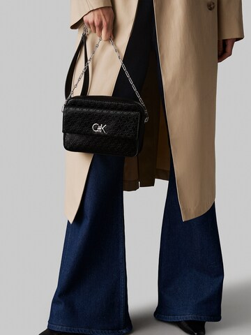 Calvin Klein Crossbody Bag in Black