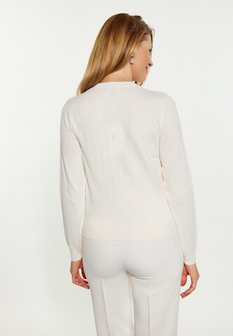 Cardigan Usha en blanc