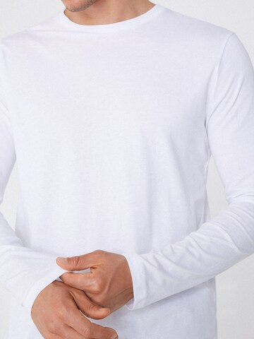 Tezenis Shirt in White