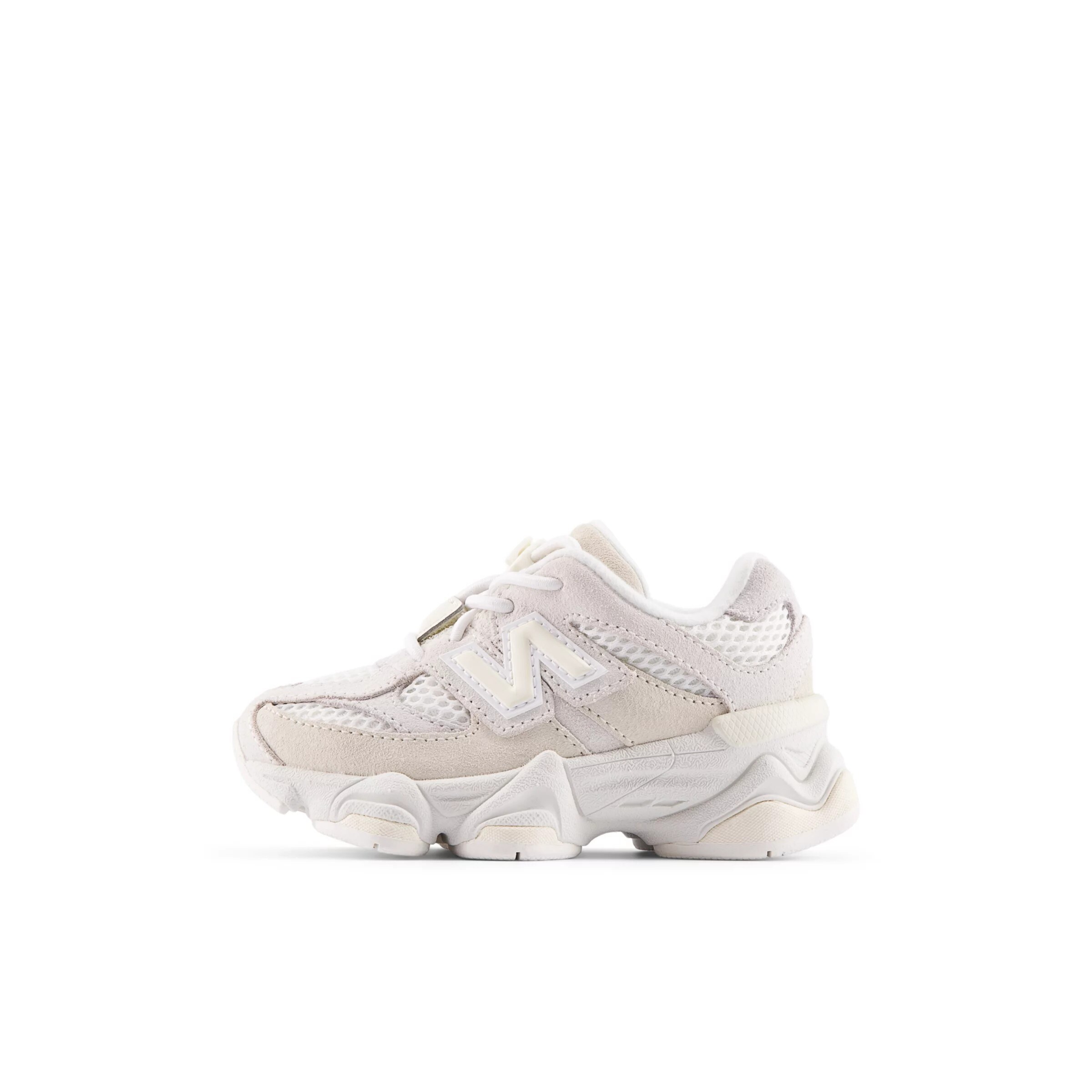 new balance Trainers '9060' in White: front