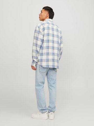 JACK & JONES - Ajuste confortable Camisa 'Michael' en blanco