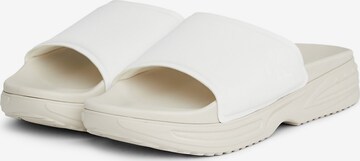 Calvin Klein Jeans Pantolette in Beige