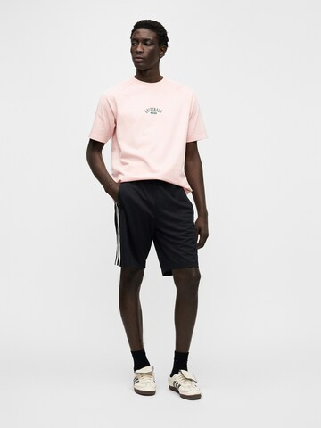 ADIDAS ORIGINALS Regular Pants 'Adicolor' in Black