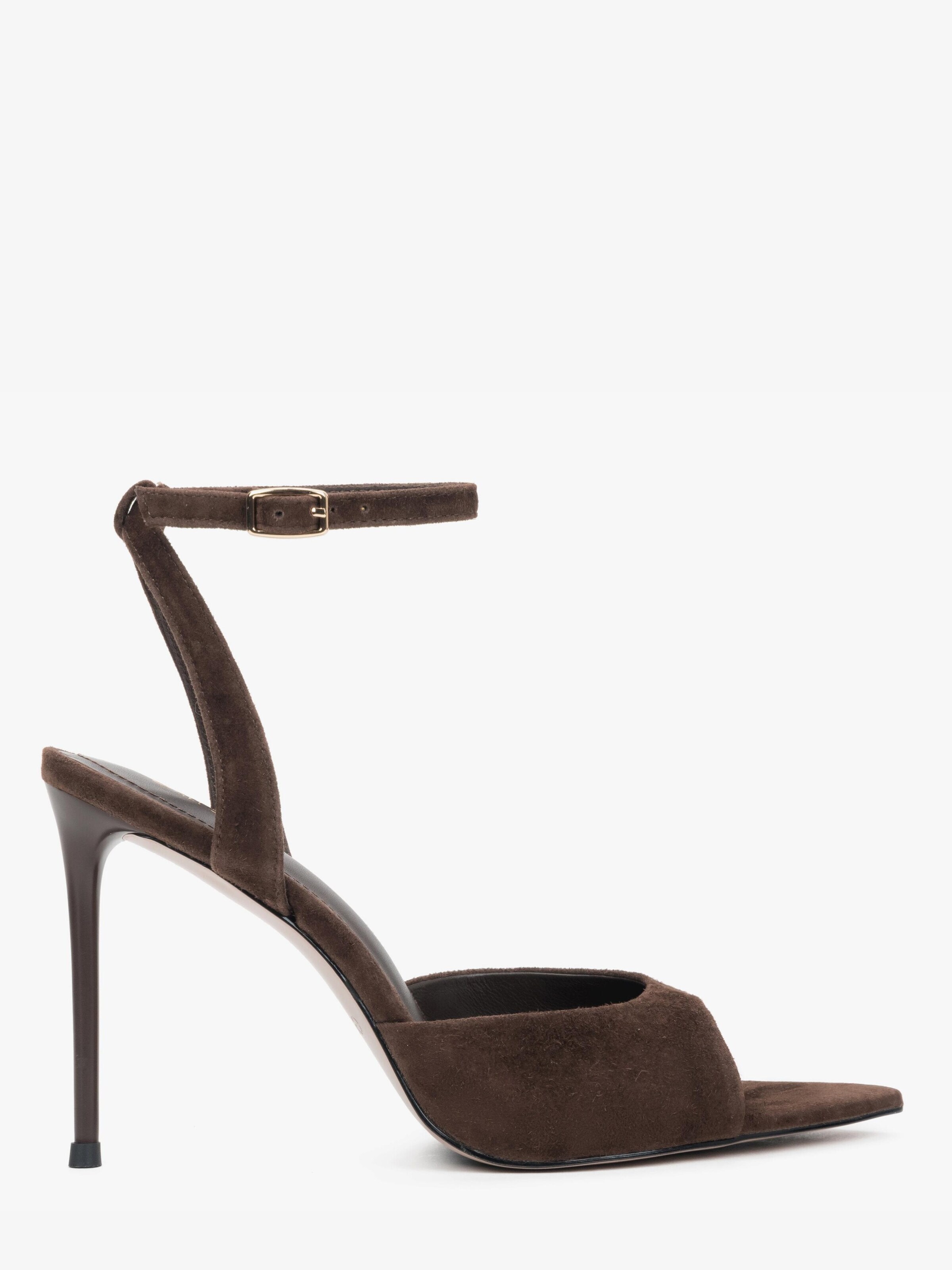 Estro Sandal '680-801' in Brown