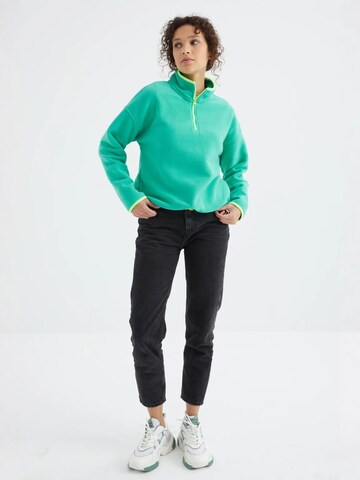 Tommy Life Sweatshirt in Green