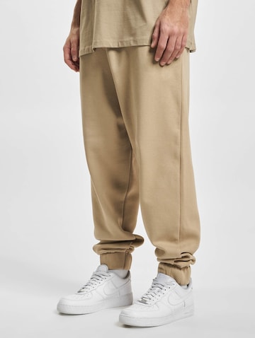 DEF Tapered Pants in Beige: front