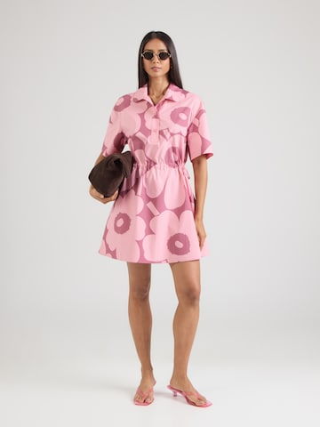 Robe-chemise 'KATKELMA UNIKKO' Marimekko en rose
